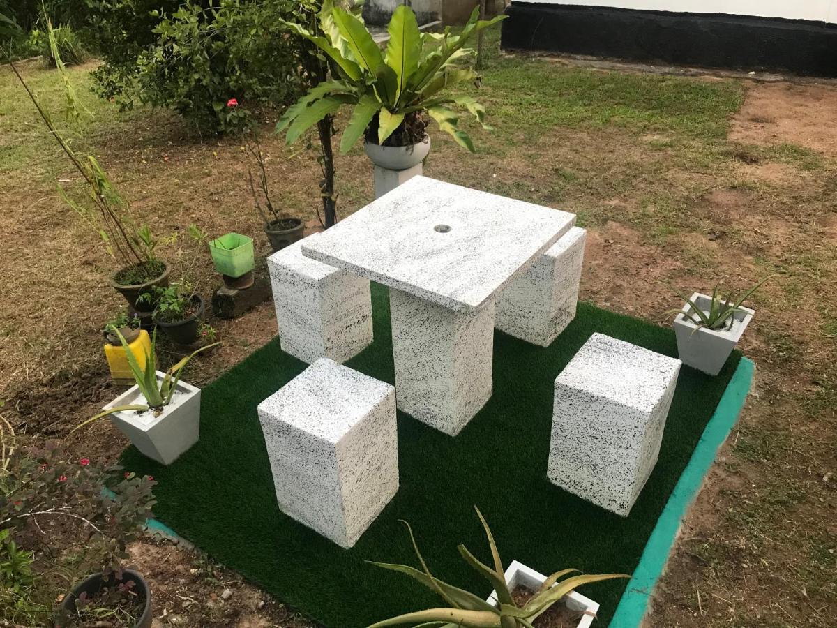 Jilan Homestay Bentota Exterior foto